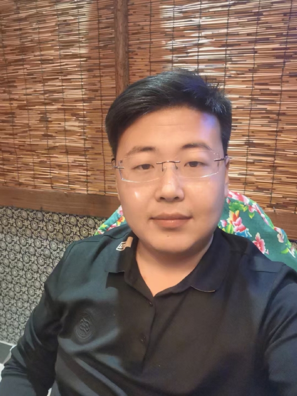 刘先生的第一张照片--山东父母相亲团