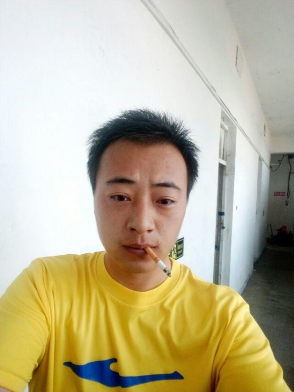 云淡风轻的第二张照片--山东父母相亲团